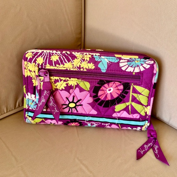 Vera Bradley, "Flutterby" Twist Lock Wallet - Picture 3 of 9